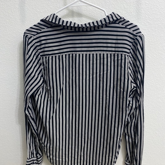 Flowy striped blouse - Picture 3 of 3